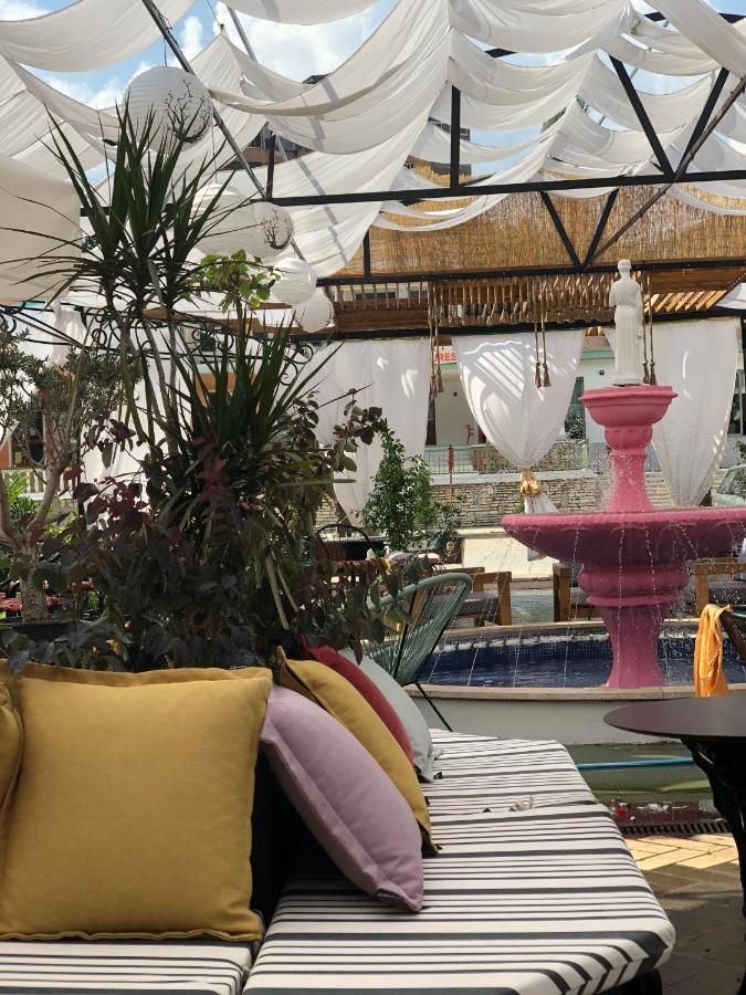 Hotel Internacional Gym & Spa Fushe-Arrez Eksteriør billede